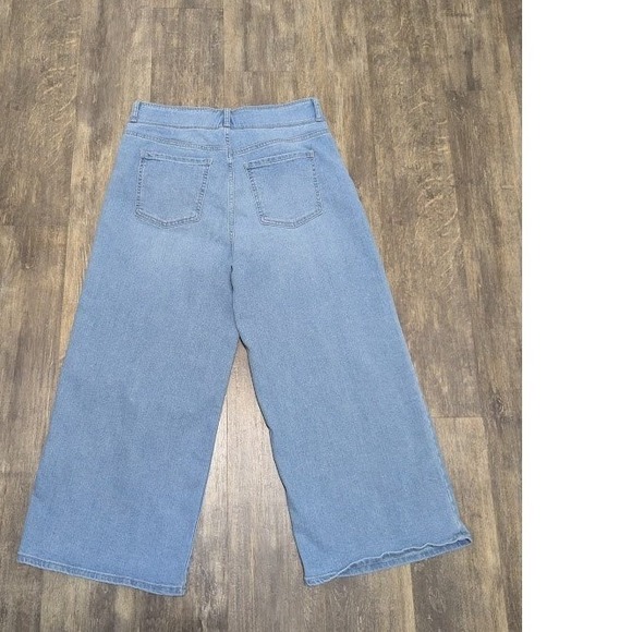 Gloria Vanderbilt Women's Size 8 Light Wash Wide Leg Cropped Jeans Denim Pants - Picture 3 of 11